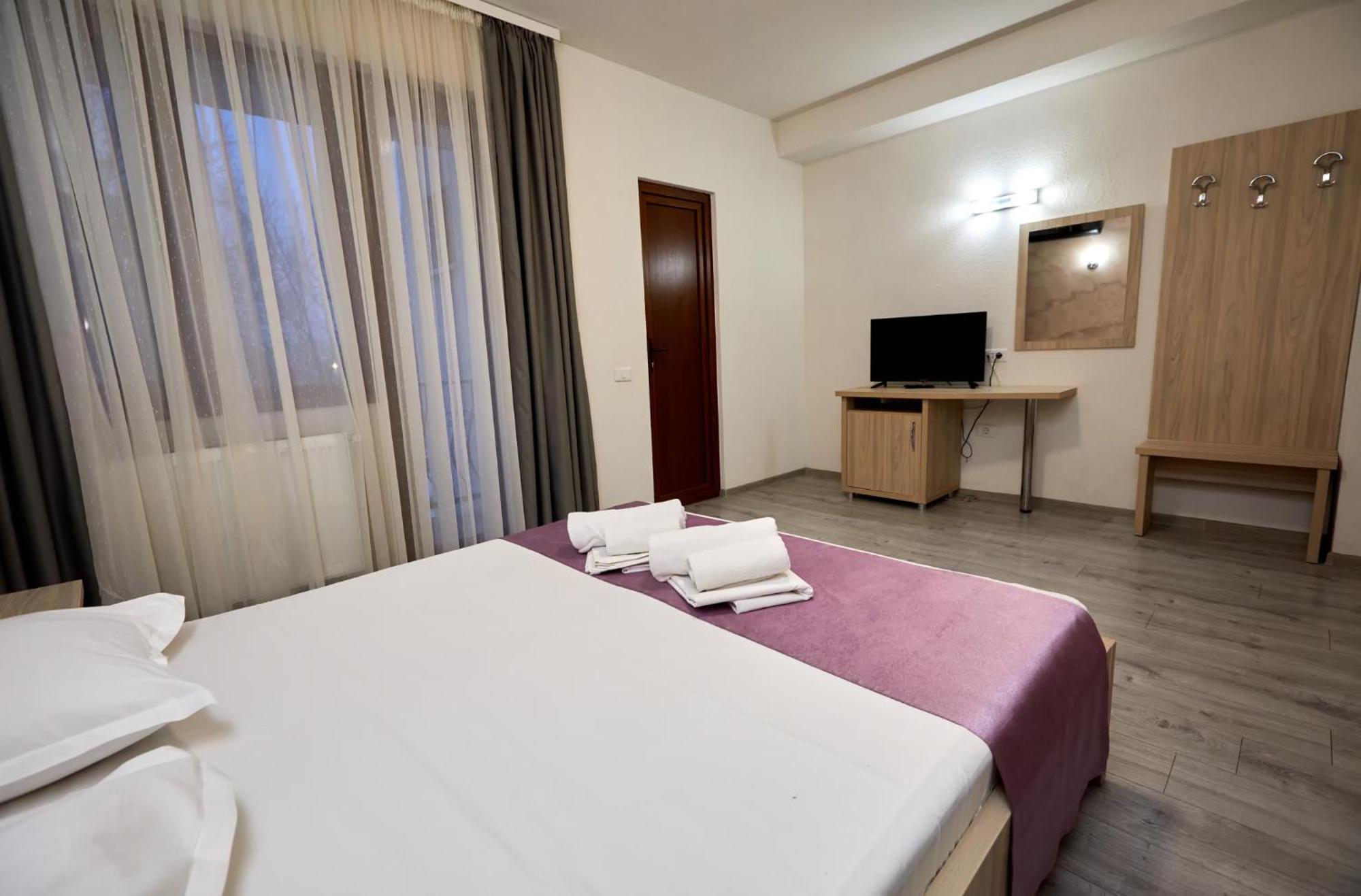 Hotel Coralis Eforie Nord Ngoại thất bức ảnh